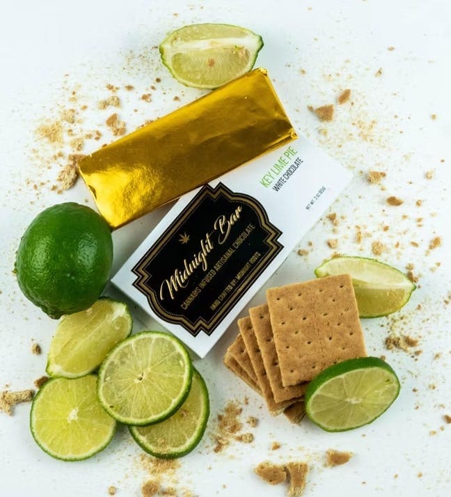 MIDNIGHT ROOTS | KEY LIME PIE | CHOCOLATE BAR | 200MG - View 2