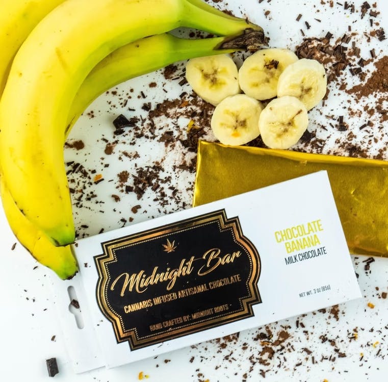 MIDNIGHT ROOTS | CHOCOLATE BANANA | CHOCOLATE BAR | 200MG  | REC - Main view